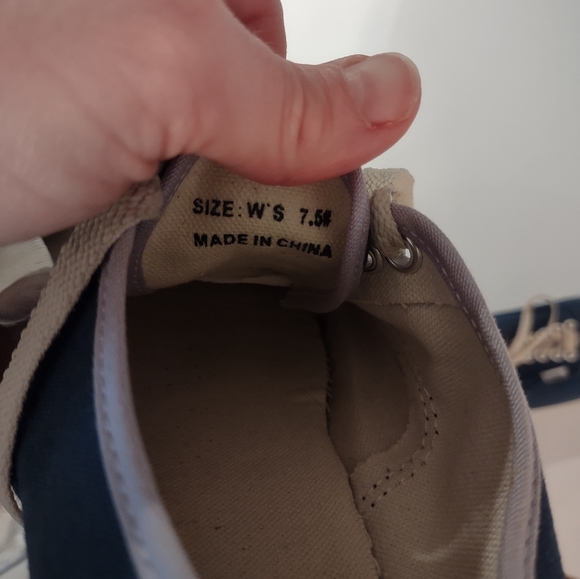 🌹5 for $25 Vans Custom Design Women's size 7.5 - Picture 9 of 13